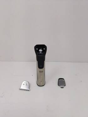 Norelco 075020111227 Philips Multigroom Series 7000 Mens Grooming Kit 20 Length Settings