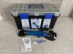 104379 Oster Clipmaster Clippers Shearing Machine With Manual Tested/works