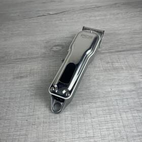 Cp-7830 Pcs Cs-7830 Mens Silver Cordless Rechargeable Professional Hair Clipper Only