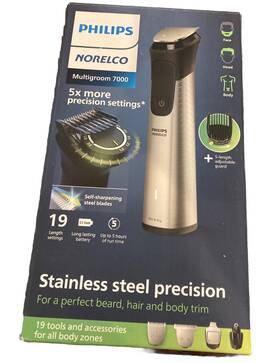 5-length Philips Norelco 885791049540 Multigroom Series 7000 Grooming Kit Adjustable Guard