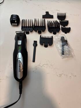 Remington Pg6024 Multi Groomer Beard Hair Grooming Clipper Cordless And Attachment