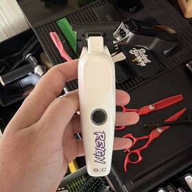 Stylecraft Sc422w Reign X-pro Cordless T-blade Trimmer White Electric Unisex
