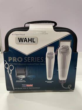 Wahl 043917109060 Pro Series High Performance Haircutting Kit