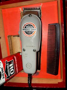 Wahl 337128 Whal Improved Senior For Professional Use 0.42 Amp Clipper Corp. 3n 1 Oil