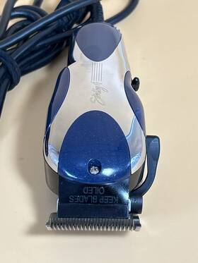 8086-100 Wahl Pro Sterling 4 Corded Clippers Barber Blue. Haircut. Fade. Hair Trimmer