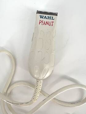 8655-916 Wahl Peanut Professional 8655 Classic Series Salon Trimmer With 4 Guards Corded