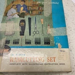 Vintage Raycine 12 Piece Haircutting Set Model 274-02 With Extras Tested. Fixed Price $31.99.