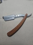 Scalpmaster Deluxe Wood Handle Straight Razor. Fixed Price $15.99.