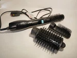 Conair The Curl Collective 3-IN-1 Blowout Kit Interchangeable Brush. Fixed Price $11.69.
