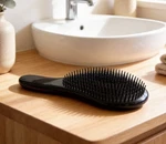 Magic Handle Tangle Detangling Comb Shower Hair Brush Beauty Salon Styling Tamer. Fixed Price $5.80.