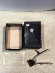 Vintage Robeson Shuredge Family Hair Clippers. Fixed Price $28.00.