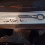 Jatai Feather Vintage Styling Razor #433030. Fixed Price $44.95.