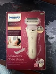 Philips BRL170/50 Satinshave Prestige Women's Electric Shaver. Fixed Price $15.00.